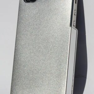 iPhone 4 / 4S alucover med "metal"-kant. Silver. -