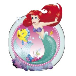 Sød lille wallsticker med Den lille havfrue og Tumle. 16x20cm. -