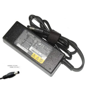 Oplader til Fujitsu. 80W-19V/4.22A (5.5x2.5). -