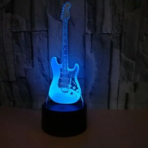 Guitar 3D lampe. Farveskift mellem 7 farver. -