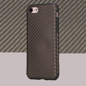 Rock Carbon Fiber iPhone 7 cover. Brun. -
