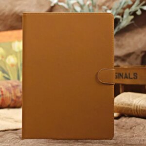 Lækkert ruskinds cover til iPad 2/3/4. Lysebrun. -