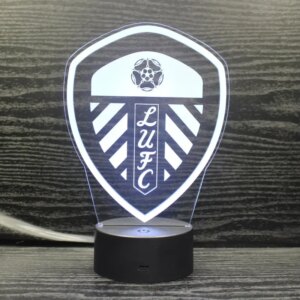 Leeds United 3D lampe. Fodboldlampe med farveskift mellem 7 farver. -