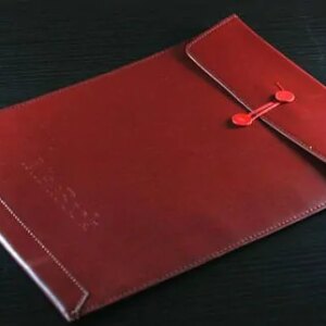 Lækkert læder sleeve til Macbook Pro. 13,3" Cognac. -