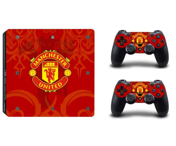 ps4slim-skin-manunited PS4 Slim skin til konsol og to controllere. Manchester United. -