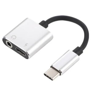 USB-C earphone adapter. Opladning og 3.5mm adapter. -