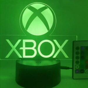 Xbox 3D lampe. Natlampe med et lysende Xbox logo. Farveskift mellem 7 farver. -