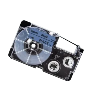 Casio XR-9BU Sort tekst / Blå tape 9 mm x 8 m tape - Kompatibel - INKpartner ApS